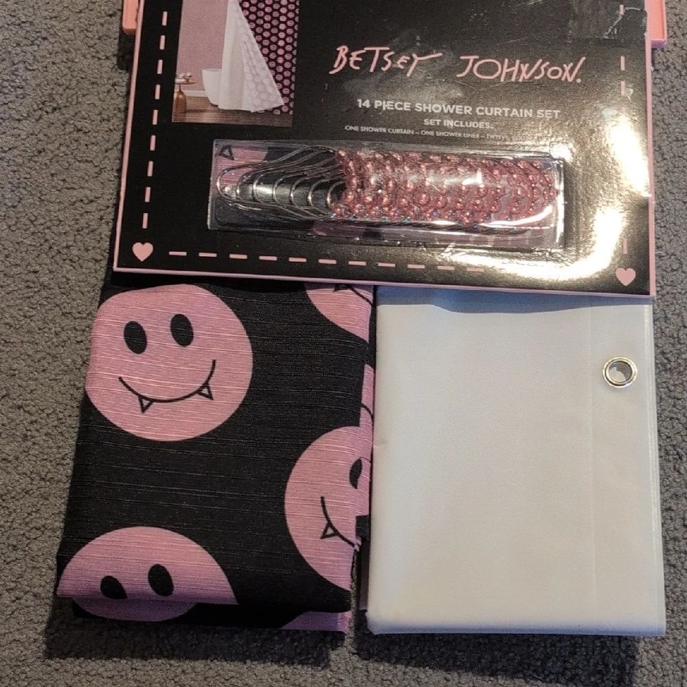 Betsey Johnson Black and Pink Vampire Smiley Shower Curtain Set NWT.